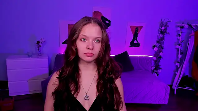 BetsyKiss online show from April 18, 2026, 5:04 pm