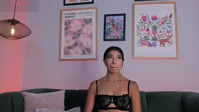Tiffany Low online show from July 6, 2026, 1:07 pm