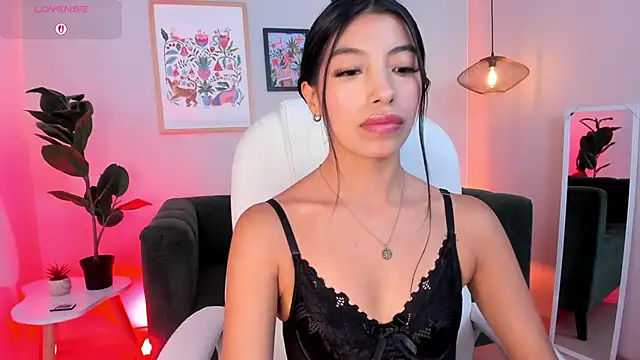 Tiffany Low online show from June 19, 2026, 5:30 pm