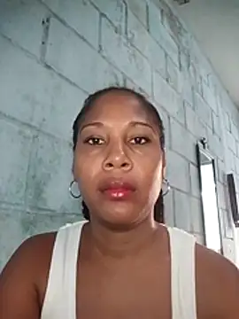 Snapshot of Ivanna_Sexually chatting on April 14, 2026, 12:54 pm Ivanna Sexually online show from April 14, 2026, 12:54 pm