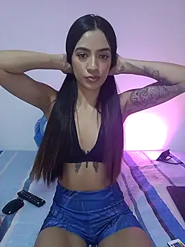 MiQeilaSweet online show from November 21, 2025, 9:47 pm