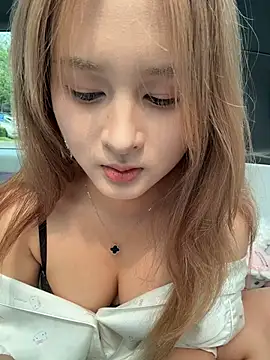 yuki june online show from April 19, 2026, 7:20 am