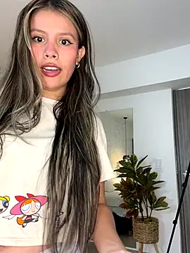 EMILIIA RICHTER   online show from September 29, 2025, 7:08 pm