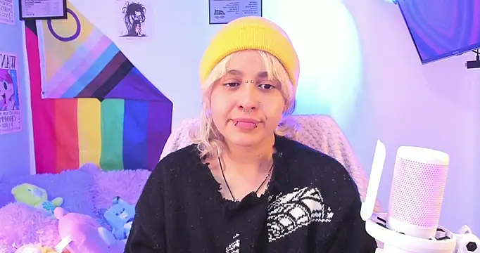 Snapshot of NekoWaifu chatting on November 12, 2025, 1:26 pm NekoWaifu online show from November 12, 2025, 1:26 pm