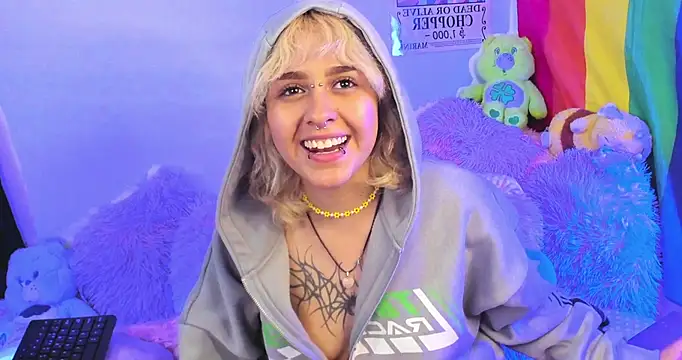 Snapshot of NekoWaifu chatting on November 8, 2025, 12:14 am NekoWaifu online show from November 8, 2025, 12:14 am