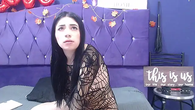 SarayGray online show from October 9, 2025, 7:14 pm