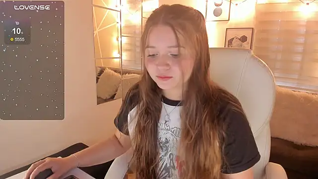 sophiee09  online show from January 8, 2026, 12:22 pm