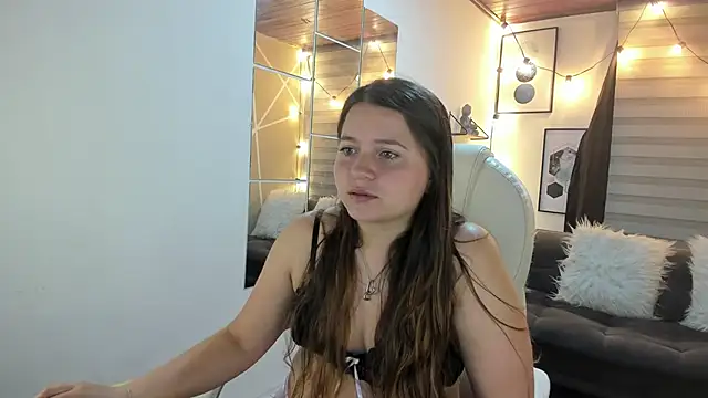 sophiee09  online show from October 20, 2025, 1:11 pm