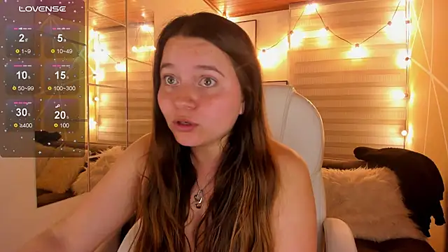 Snapshot of sophiee09_ chatting on December 13, 2025, 8:04 pm sophiee09 online show from December 13, 2025, 8:04 pm