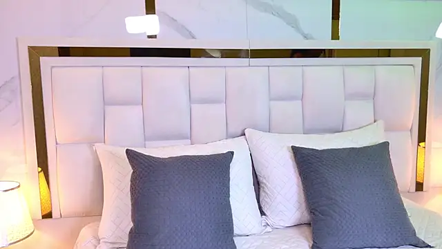 paulina cano online show from December 20, 2025, 7:39 pm