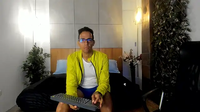 Snapshot of JacobDraven chatting on November 13, 2025, 3:32 am JacobDraven online show from November 13, 2025, 3:32 am