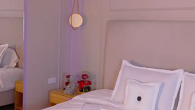 ZaneDawson online show from November 27, 2025, 3:40 am