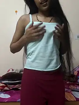 reetika6375 online show from February 2, 2026, 8:52 pm