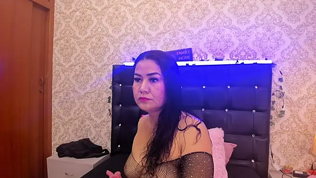 Snapshot of Selena_Monroe_ chatting on September 27, 2025, 12:44 pm Selena Monroe  online show from September 27, 2025, 12:44 pm