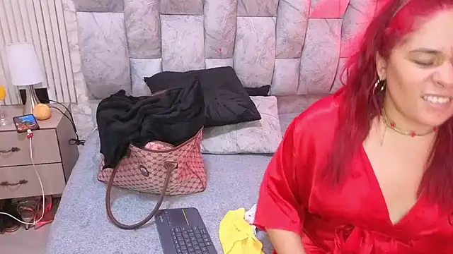 Snapshot of sofiagutierrez__ chatting on November 11, 2025, 3:12 am sofiagutierrez online show from November 11, 2025, 3:12 am