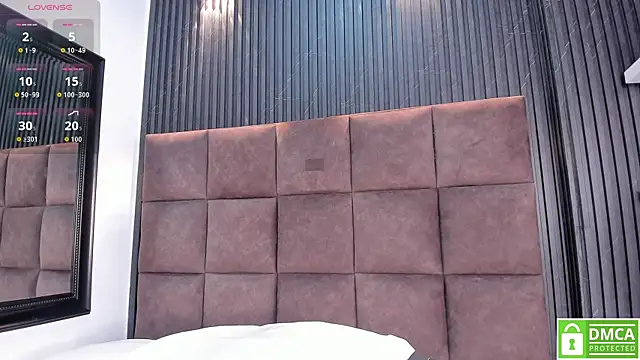 Snapshot of Scarlet__Jones_ chatting on February 24, 2026, 11:38 pm Scarlet Jones online show from February 24, 2026, 11:38 pm