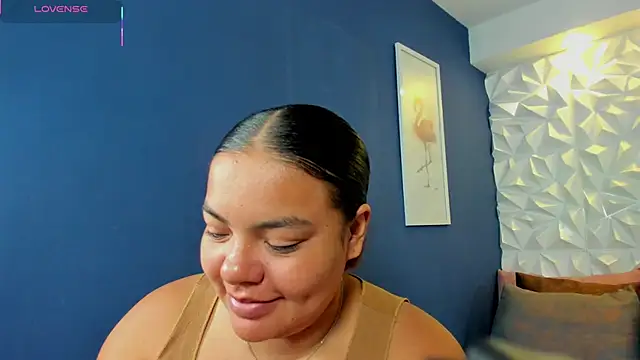 freya cole  online show from November 7, 2025, 11:59 am