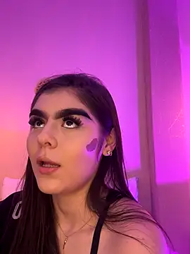 SofiaFontaiine online show from November 14, 2025, 3:54 am