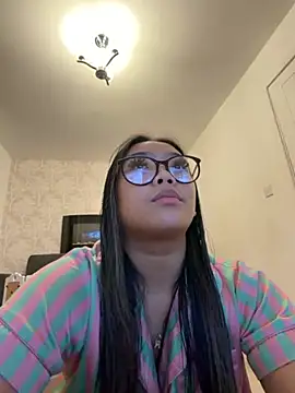 Snapshot of MissCherryyxox chatting on November 9, 2025, 4:55 pm MissCherryyxox online show from November 9, 2025, 4:55 pm