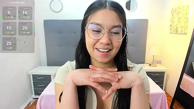 Snapshot of chaneelstark chatting on November 8, 2025, 5:22 am chaneelstark online show from November 8, 2025, 5:22 am