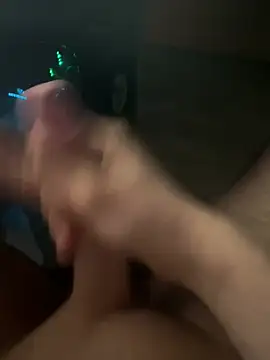 jstntz online show from April 1, 2026, 9:01 pm