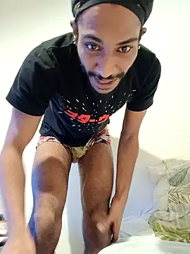 Mikaaa97 online show from December 18, 2025, 6:07 am