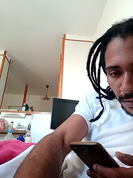 Snapshot of Mikaaa97 chatting on September 18, 2025, 5:54 am Mikaaa97 online show from September 18, 2025, 5:54 am