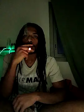 Snapshot of Mikaaa97 chatting on October 6, 2025, 12:34 am Mikaaa97 online show from October 6, 2025, 12:34 am