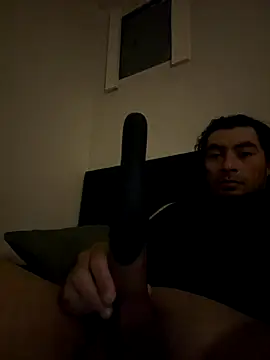 Snapshot of fifthbase007 chatting on October 23, 2025, 2:10 am fifthbase007 online show from October 23, 2025, 2:10 am