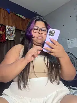 Snapshot of Lunarebelde chatting on December 3, 2025, 3:07 am Lunarebelde online show from December 3, 2025, 3:07 am