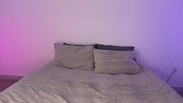 camilaaaxxxx online show from September 20, 2025, 8:36 pm