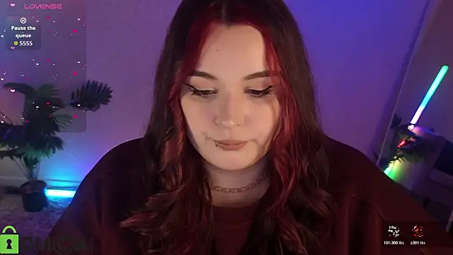 Mia R0ss online show from April 9, 2026, 1:07 am