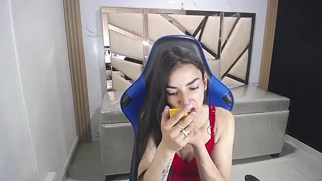 Snapshot of Maily_a_ chatting on November 6, 2025, 2:59 am Maily a online show from November 6, 2025, 2:59 am