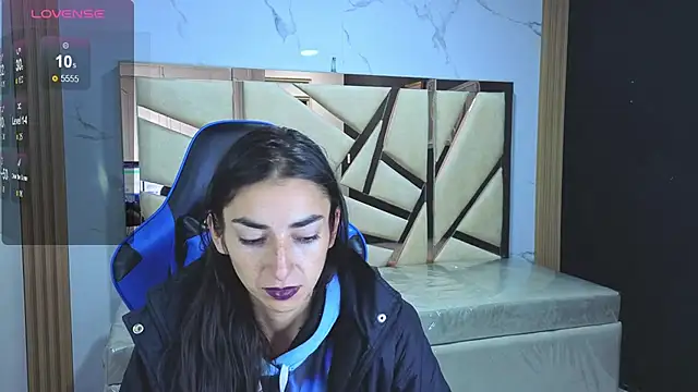 Maily a  online show from March 21, 2026, 2:57 am