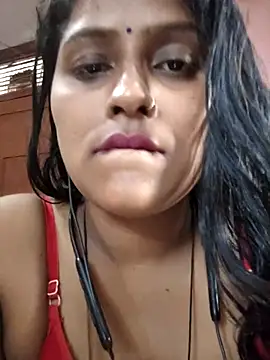Jasmine Januja online show from May 15, 2026, 11:25 pm