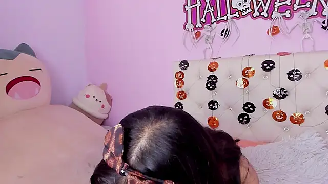 Snapshot of Yuni_kim chatting on October 24, 2025, 3:22 pm Yuni kim online show from October 24, 2025, 3:22 pm