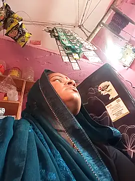 Snapshot of Sh_kiyara chatting on September 22, 2025, 1:44 am Sh kiyara online show from September 22, 2025, 1:44 am