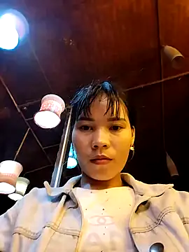 linhkem-cute online show from September 20, 2025, 7:19 pm