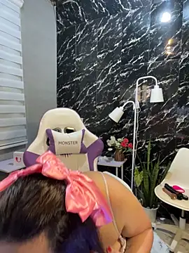 1aquaticangel69 online show from December 4, 2025, 6:07 pm