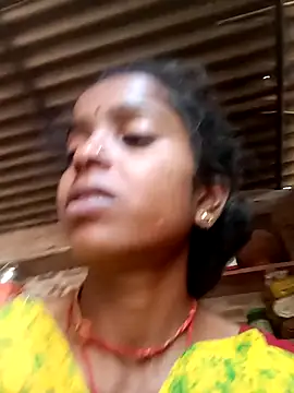 Snapshot of Km_kalpna chatting on October 19, 2025, 3:31 am Km kalpna online show from October 19, 2025, 3:31 am