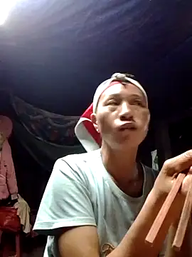 donna-bae online show from October 13, 2025, 12:29 pm