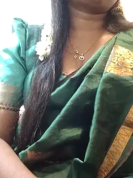 Snapshot of TAMIL_AMMUKUTTYY chatting on February 13, 2026, 6:08 pm TAMIL AMMUKUTTYY online show from February 13, 2026, 6:08 pm
