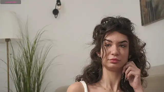 Snapshot of adisson_fox chatting on November 21, 2025, 7:07 am adisson fox online show from November 21, 2025, 7:07 am