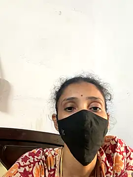 sweetreddy-02 online show from October 23, 2025, 7:29 am