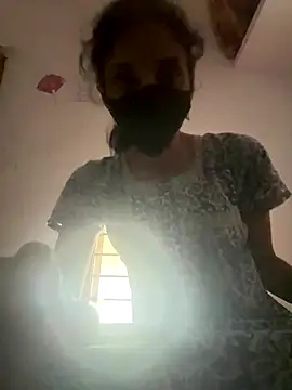 sweetreddy-02 online show from September 19, 2025, 9:35 am