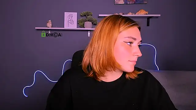 Snapshot of casey_meow_ chatting on October 3, 2025, 1:01 pm casey meow online show from October 3, 2025, 1:01 pm