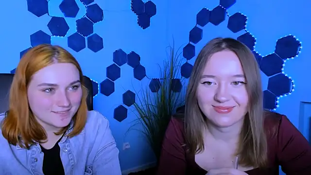 Snapshot of casey_meow_ chatting on February 27, 2026, 9:42 am casey meow online show from February 27, 2026, 9:42 am