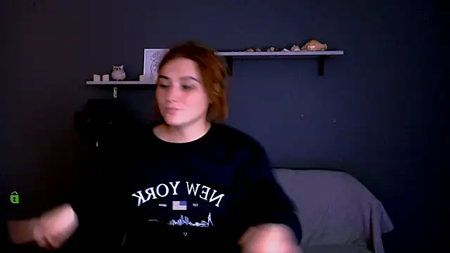 Snapshot of casey_meow_ chatting on November 9, 2025, 11:25 am casey meow online show from November 9, 2025, 11:25 am