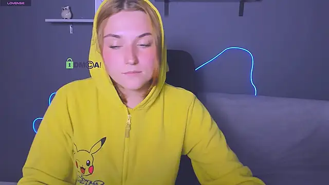 Snapshot of casey_meow_ chatting on September 29, 2025, 1:06 pm casey meow online show from September 29, 2025, 1:06 pm