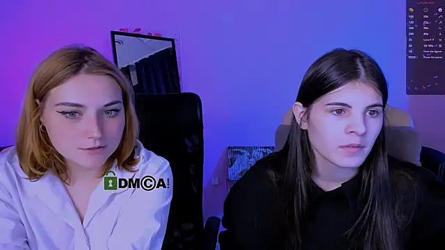 Snapshot of casey_meow_ chatting on October 13, 2025, 5:42 am casey meow online show from October 13, 2025, 5:42 am